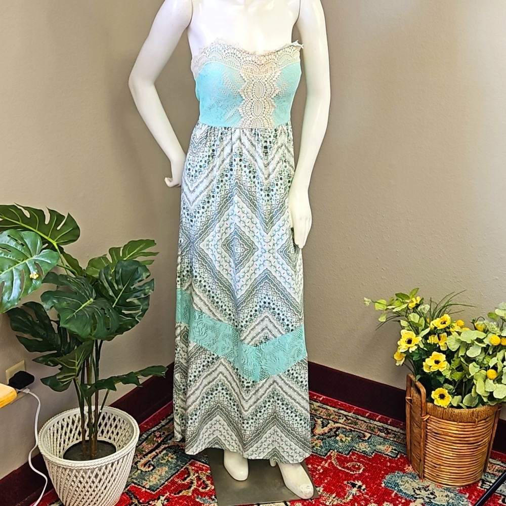 Strapless Vanity summer dress